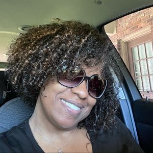 Meet your Posher, B.